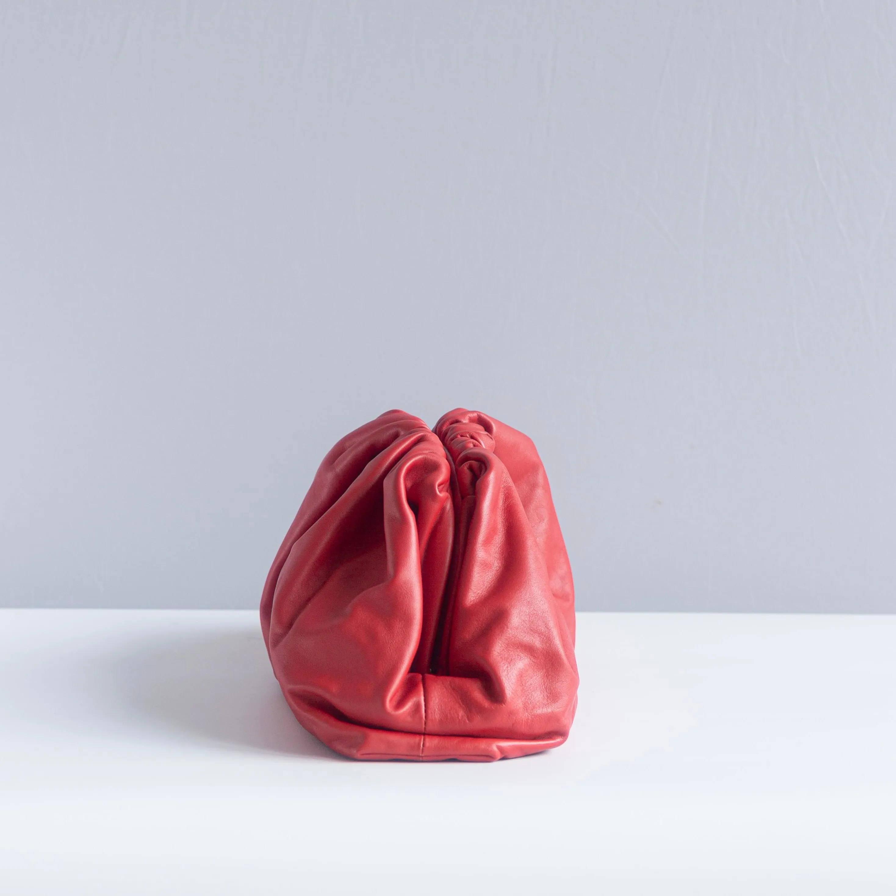 BOTTEGA VENETA - POUCH BAG RED CALFSKIN