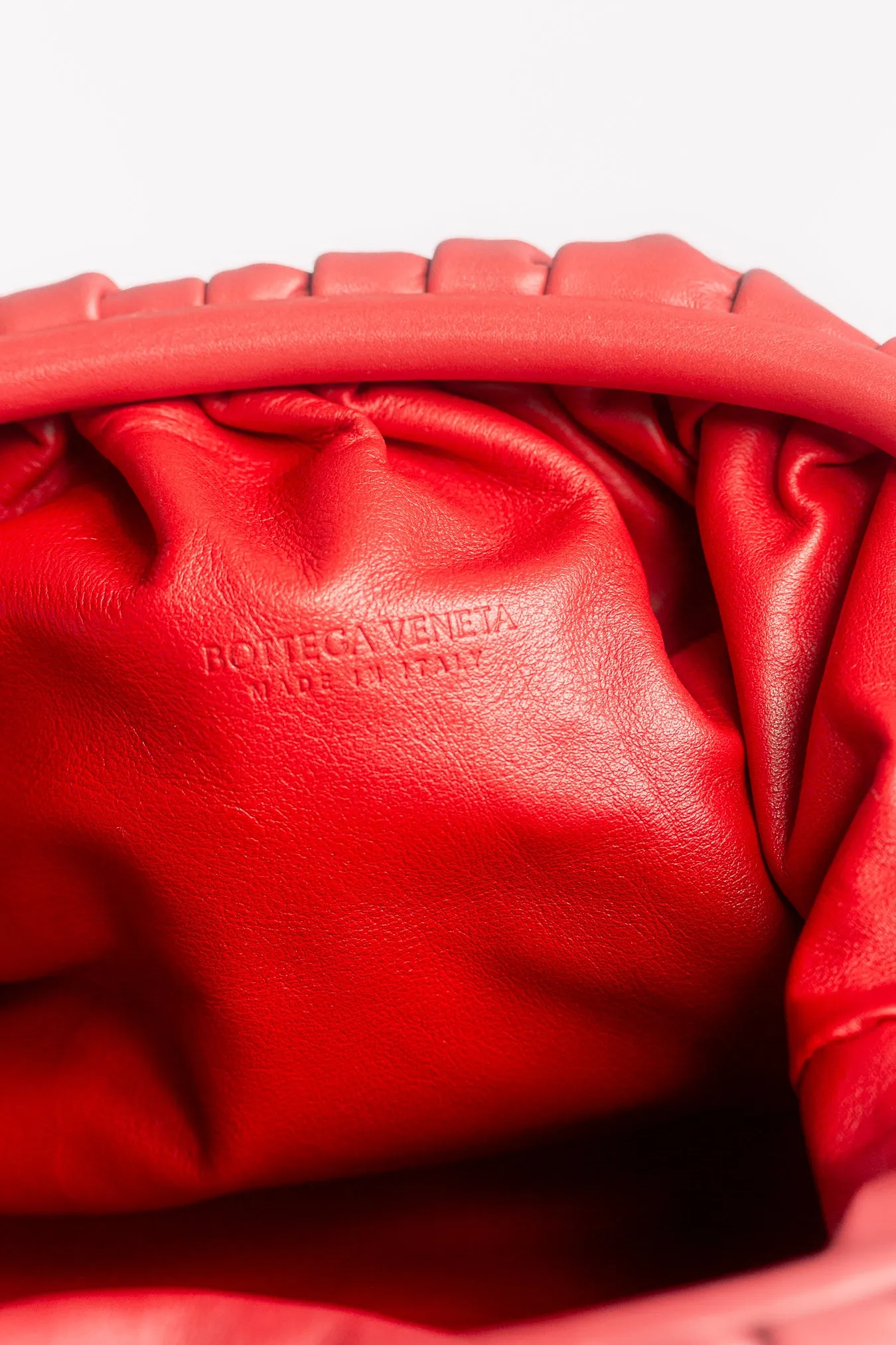 BOTTEGA VENETA - POUCH BAG RED CALFSKIN
