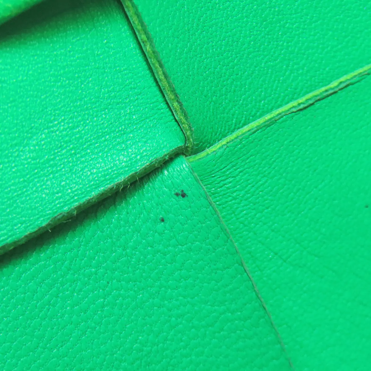 BOTTEGAVENETA Shoulder Bag Calfskin green Cassette Mini Bucket