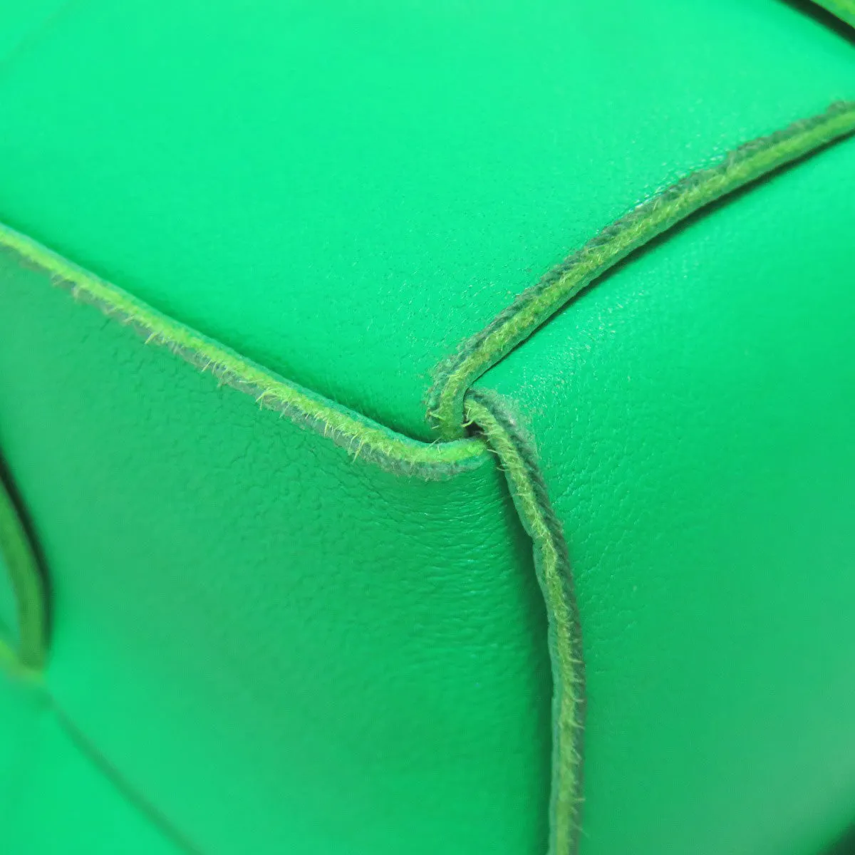 BOTTEGAVENETA Shoulder Bag Calfskin green Cassette Mini Bucket