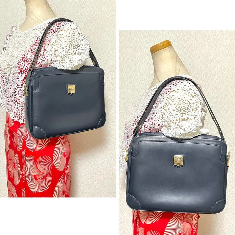 Celine Vintage navy genuine leather shoulder bag with golden triomphe logo