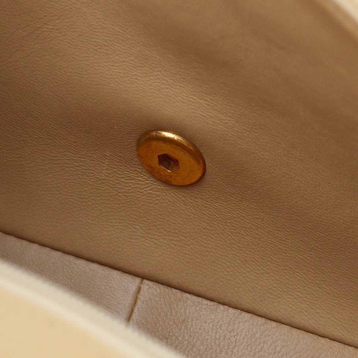 Chanel 1989-1991 Beige Lambskin Border Flap Shoulder Bag Medium