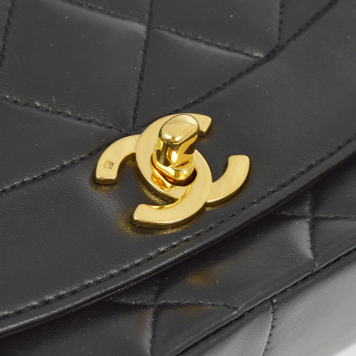 Chanel 1991-1994 Black Lambskin Medium Diana Shoulder Bag