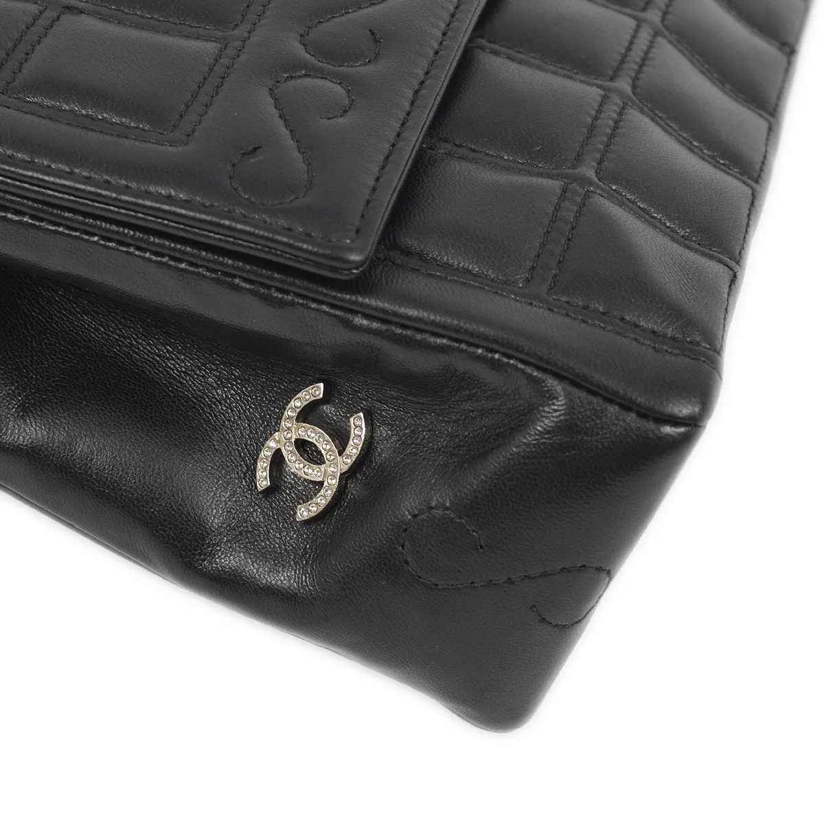 Chanel 2000-2001 Black Lambskin Mademoiselle Lock Choco Bar Shoulder Bag