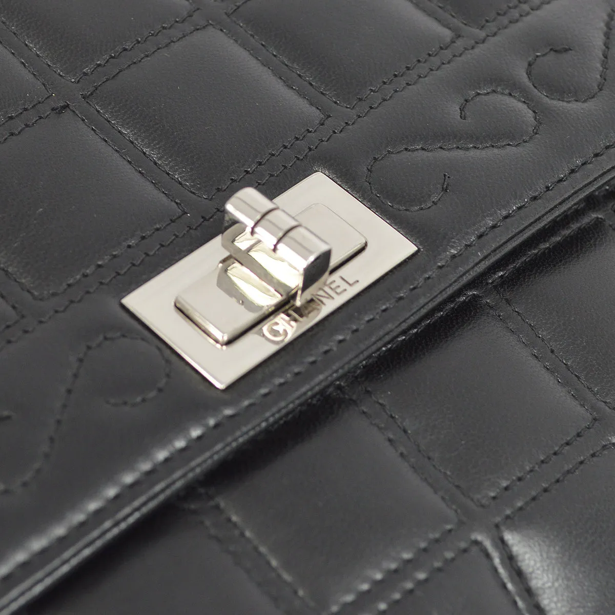 Chanel 2000-2001 Black Lambskin Mademoiselle Lock Choco Bar Shoulder Bag