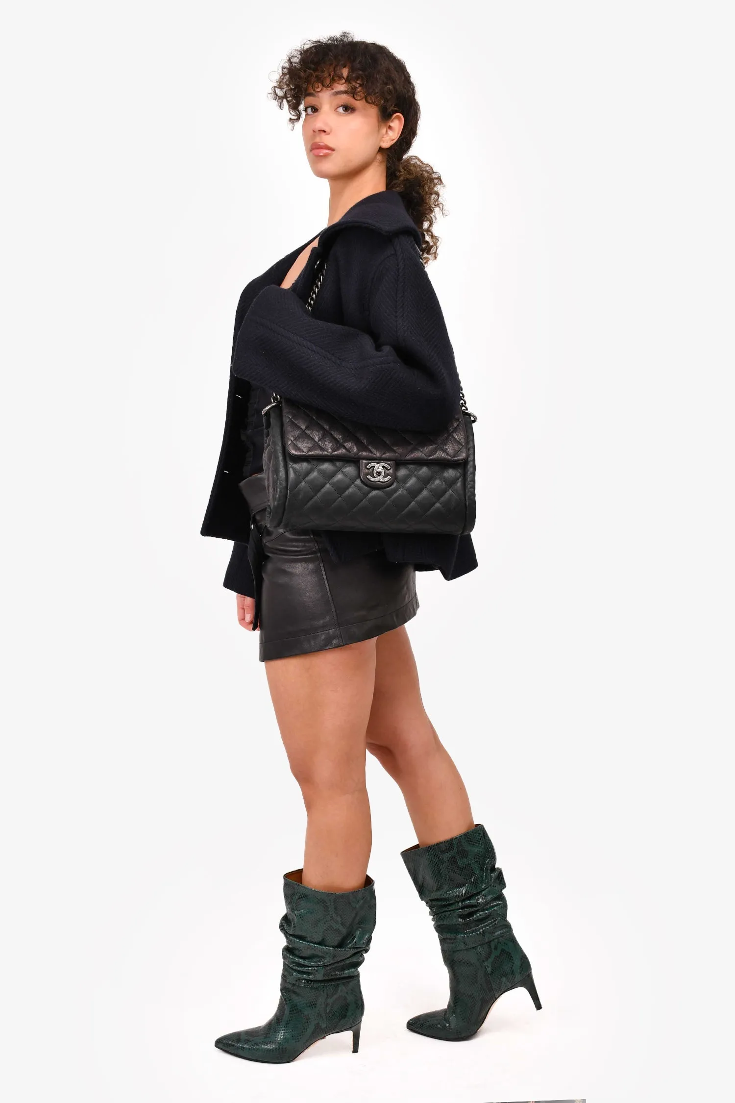 Chanel? 2014 Black/Green Washed Lambskin Quilted Studded CC Flap Shoulder Bag