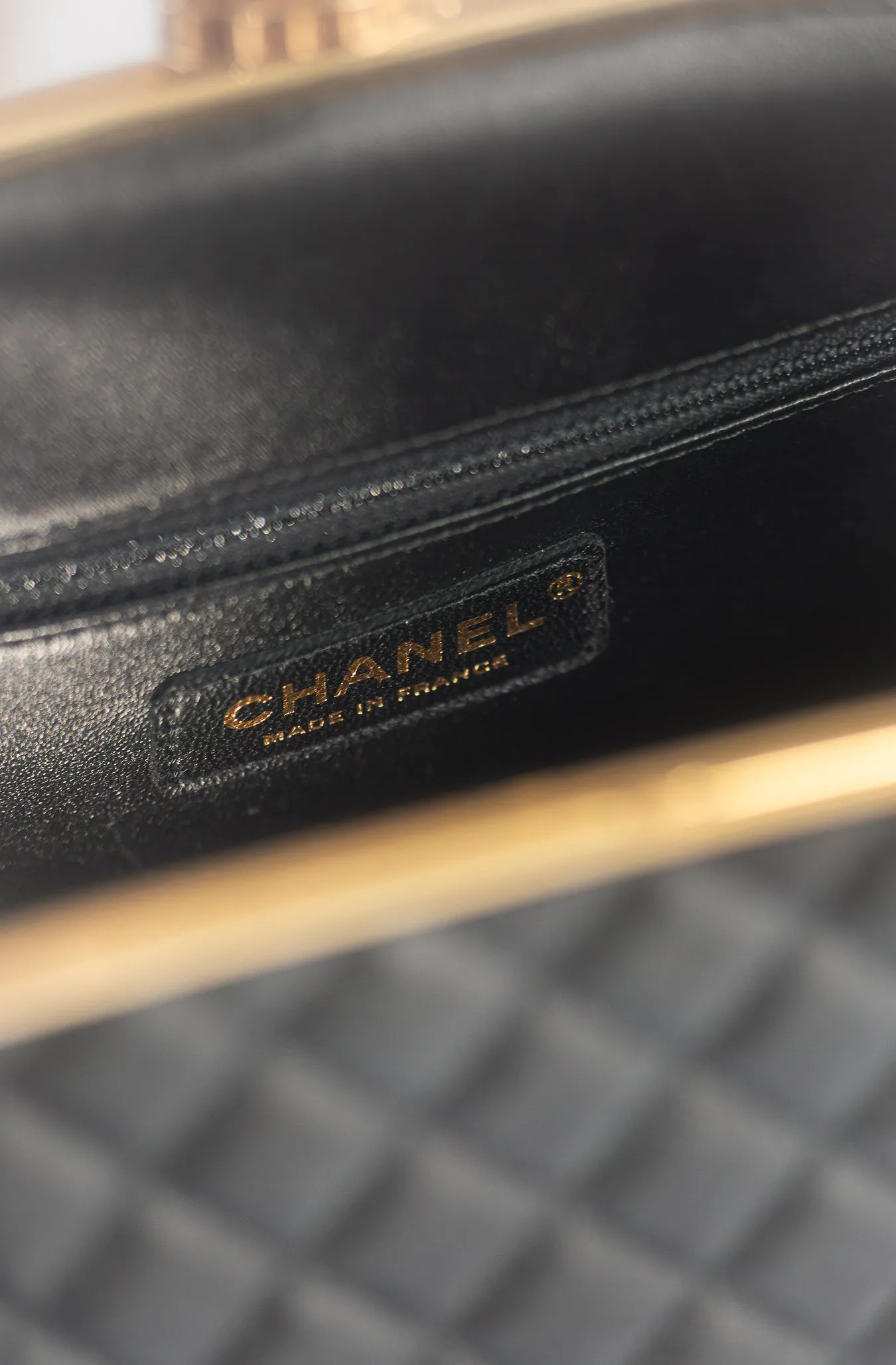CHANEL - LOCK BAG PARIS ROME COLOSSEUM BLACK CALFSKIN ANTIQUE GOLD