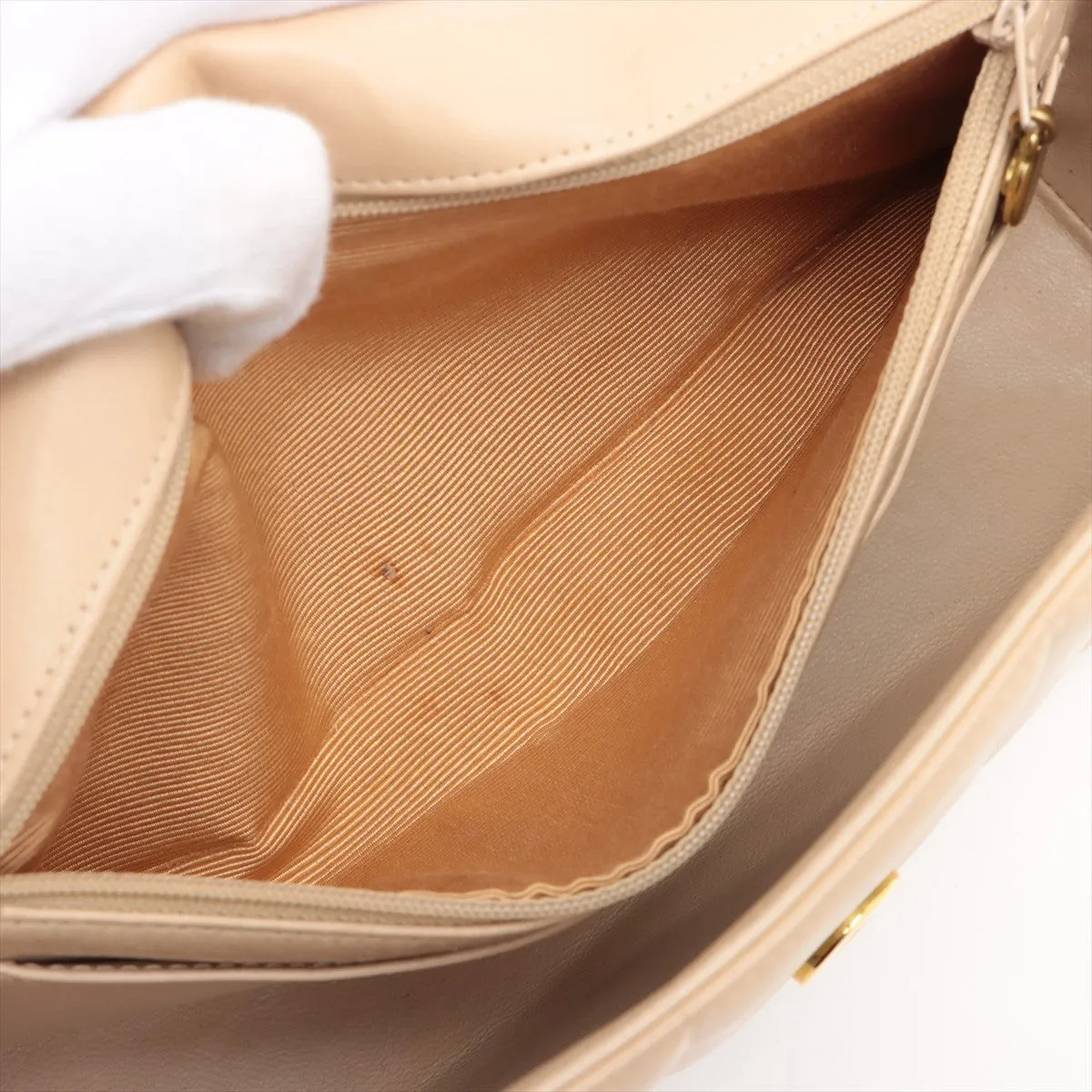 CHANEL Mademoiselle Shoulder Bag in Lambskin Beige