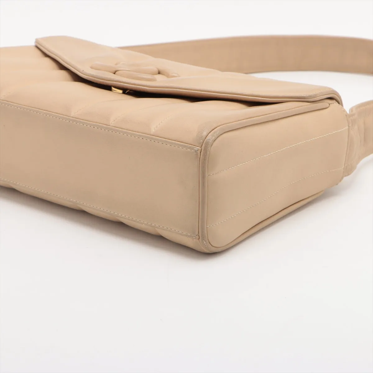 CHANEL Mademoiselle Shoulder Bag in Lambskin Beige