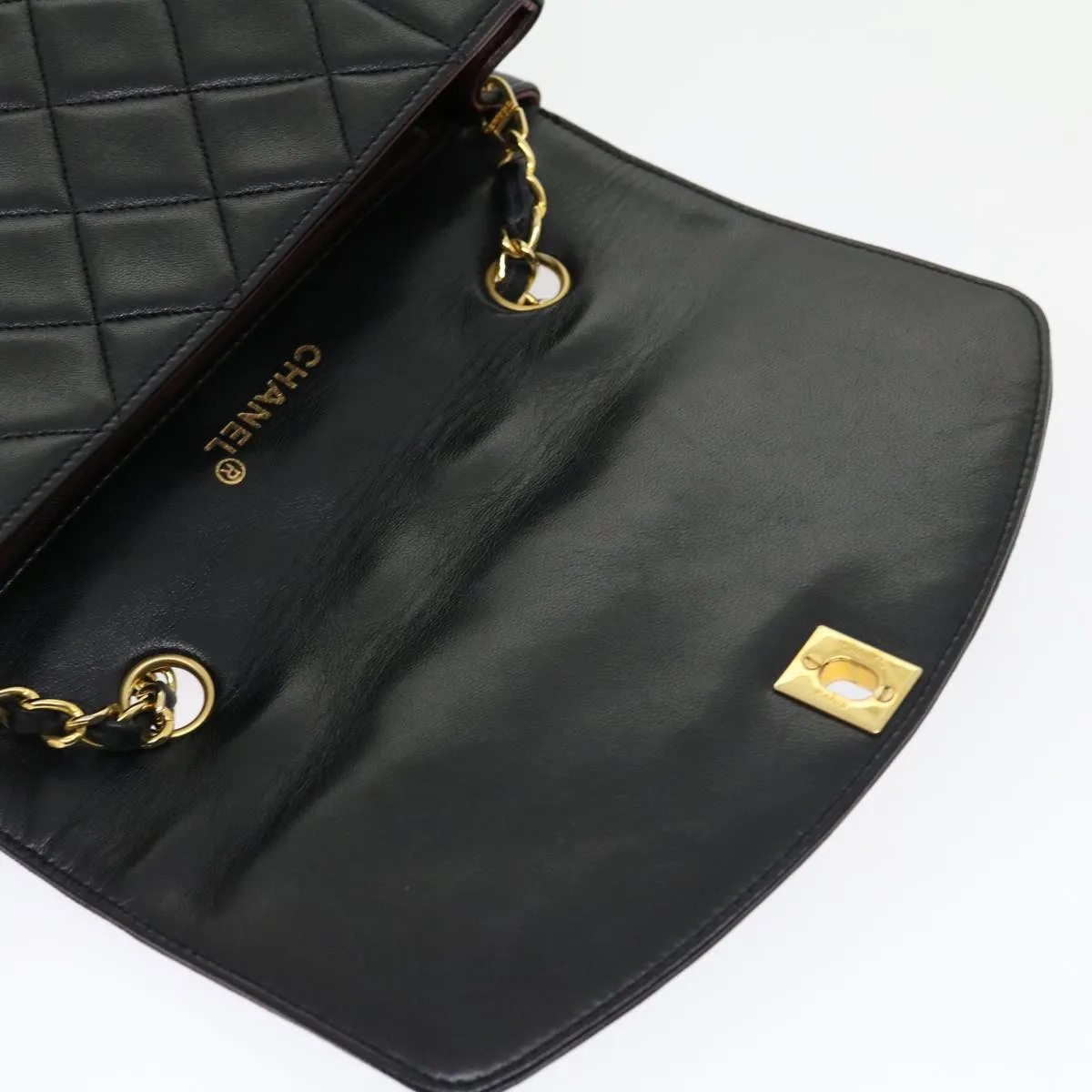 CHANEL Matelasse Diana Turn Lock Chain Shoulder Bag Lamb Skin Black Auth ar7368A
