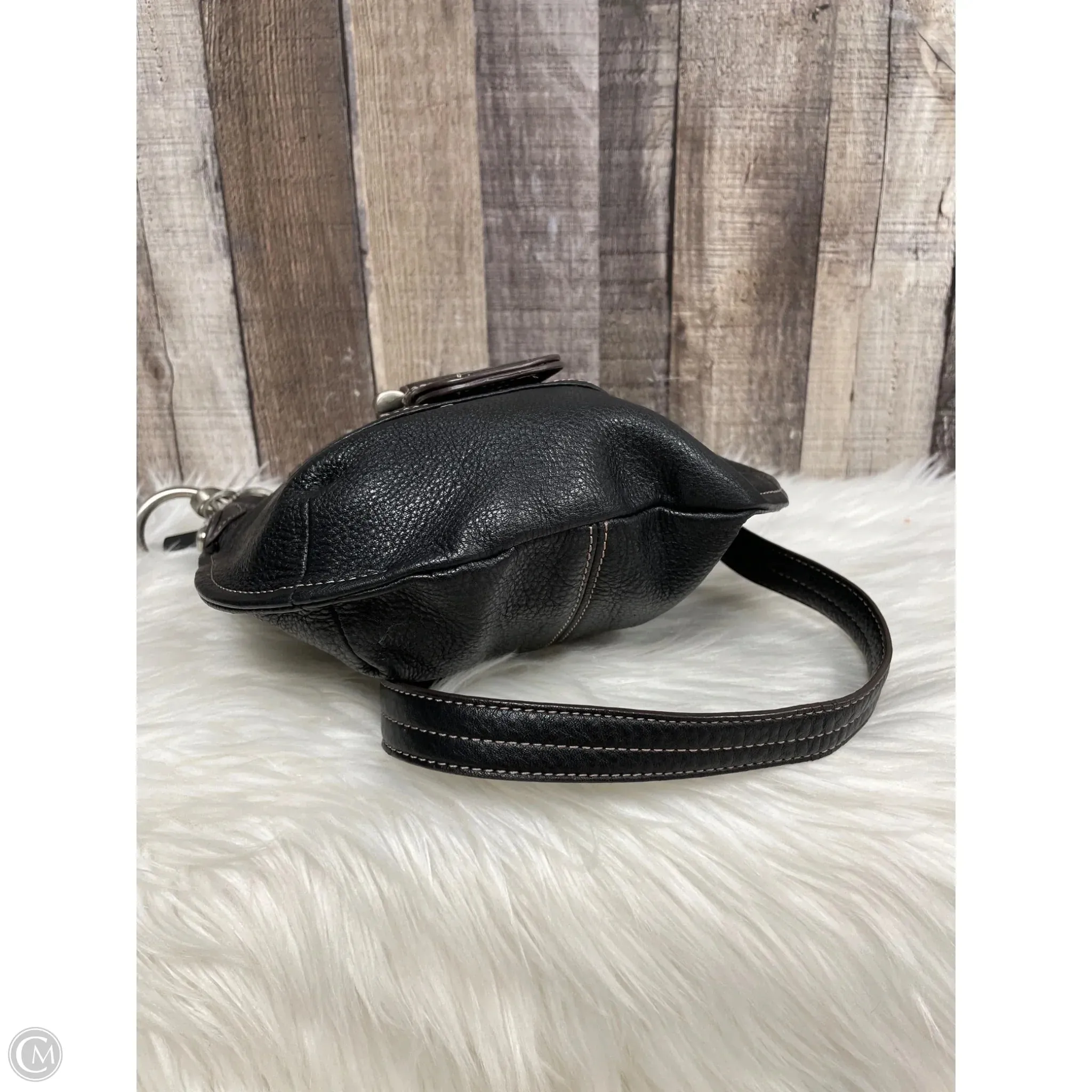 Crossbody Designer By B. Makowsky, Size: Medium