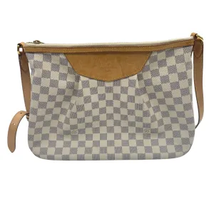 Crossbody Luxury Designer By Louis Vuitton In White, Size:Large