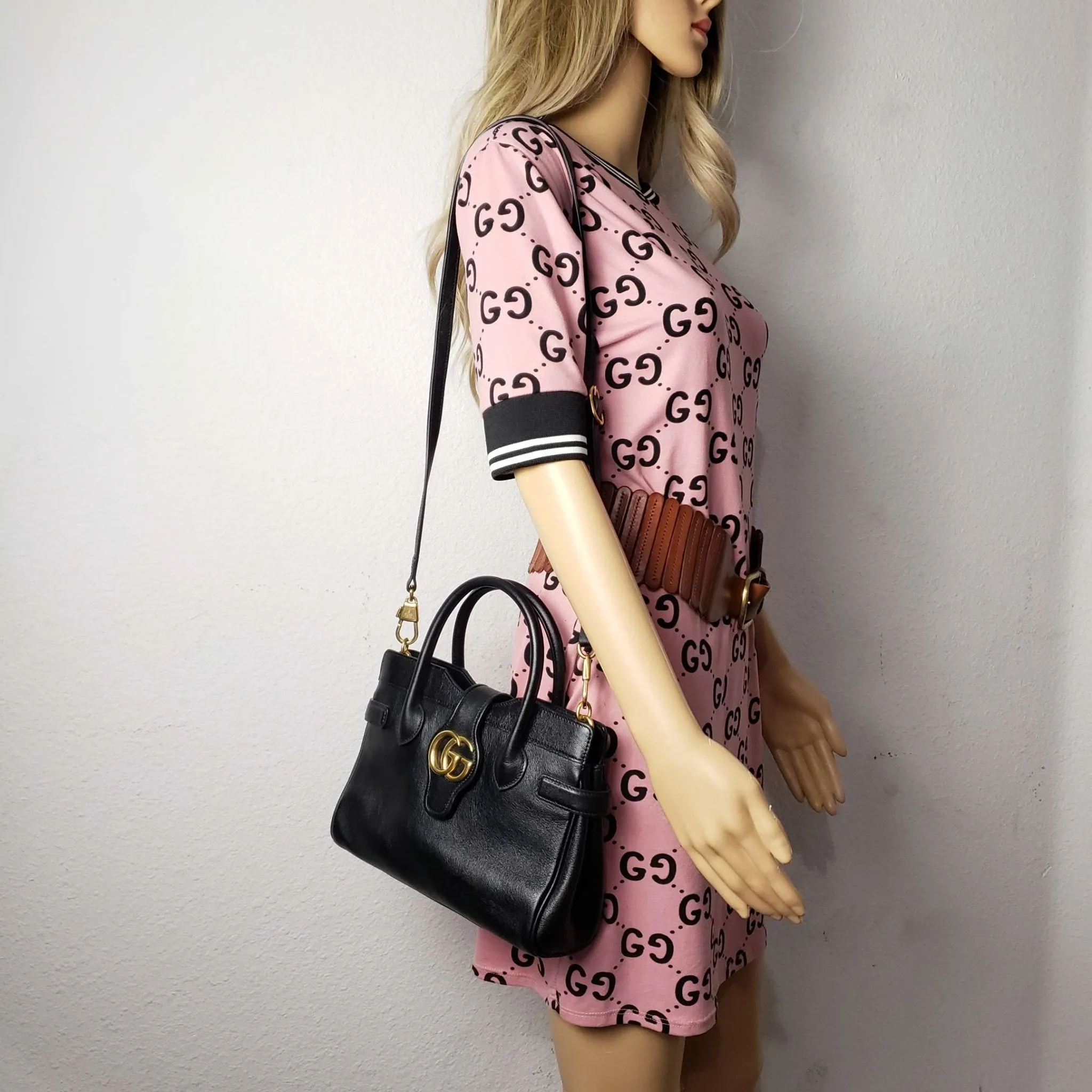 Gucci Calfskin New Sakai Lux Small Dahkia Top Handle Shoulder Bag
