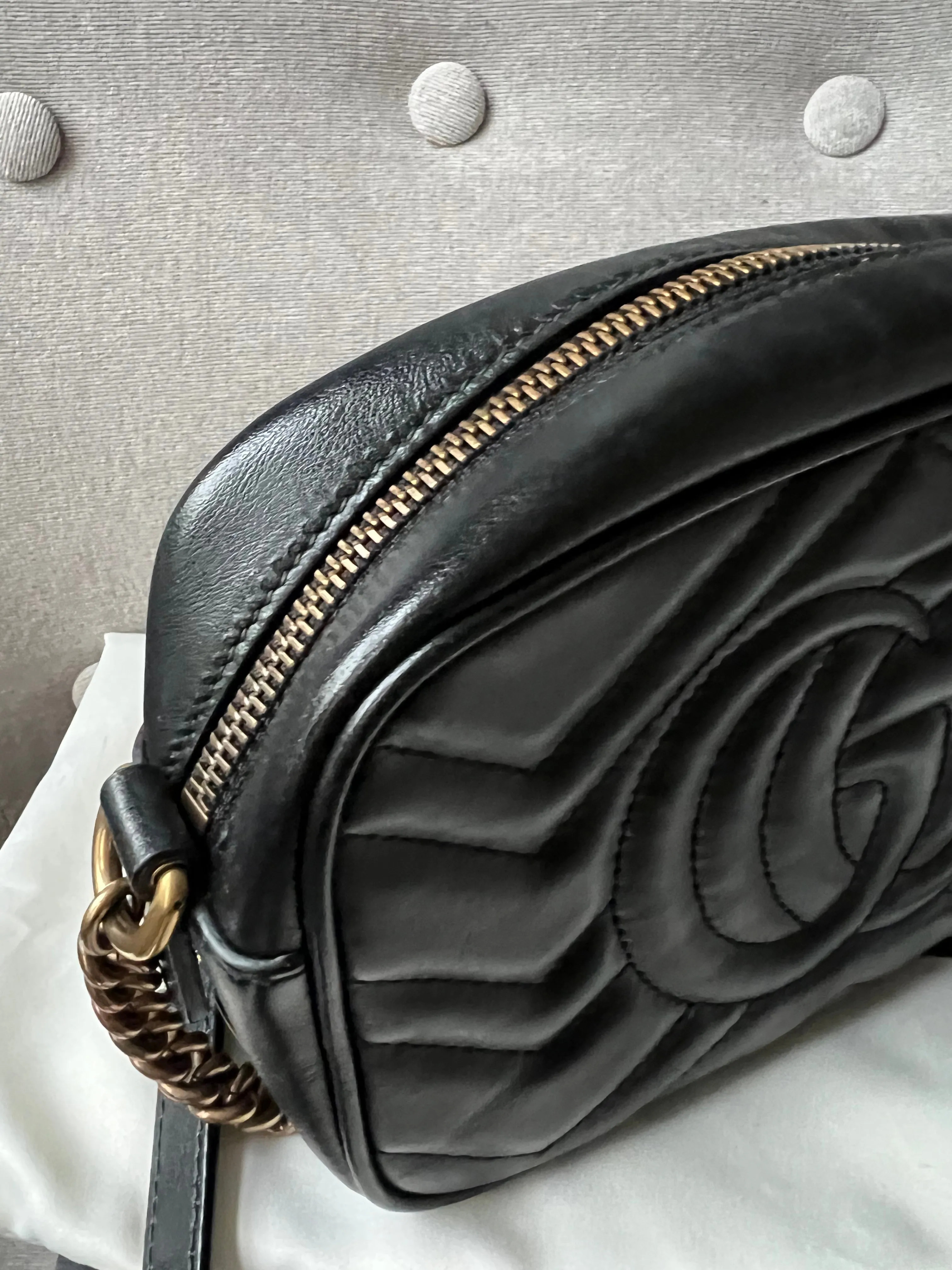 Gucci GG Black Marmont Mini Shoulder Bag (RRP 1,160)