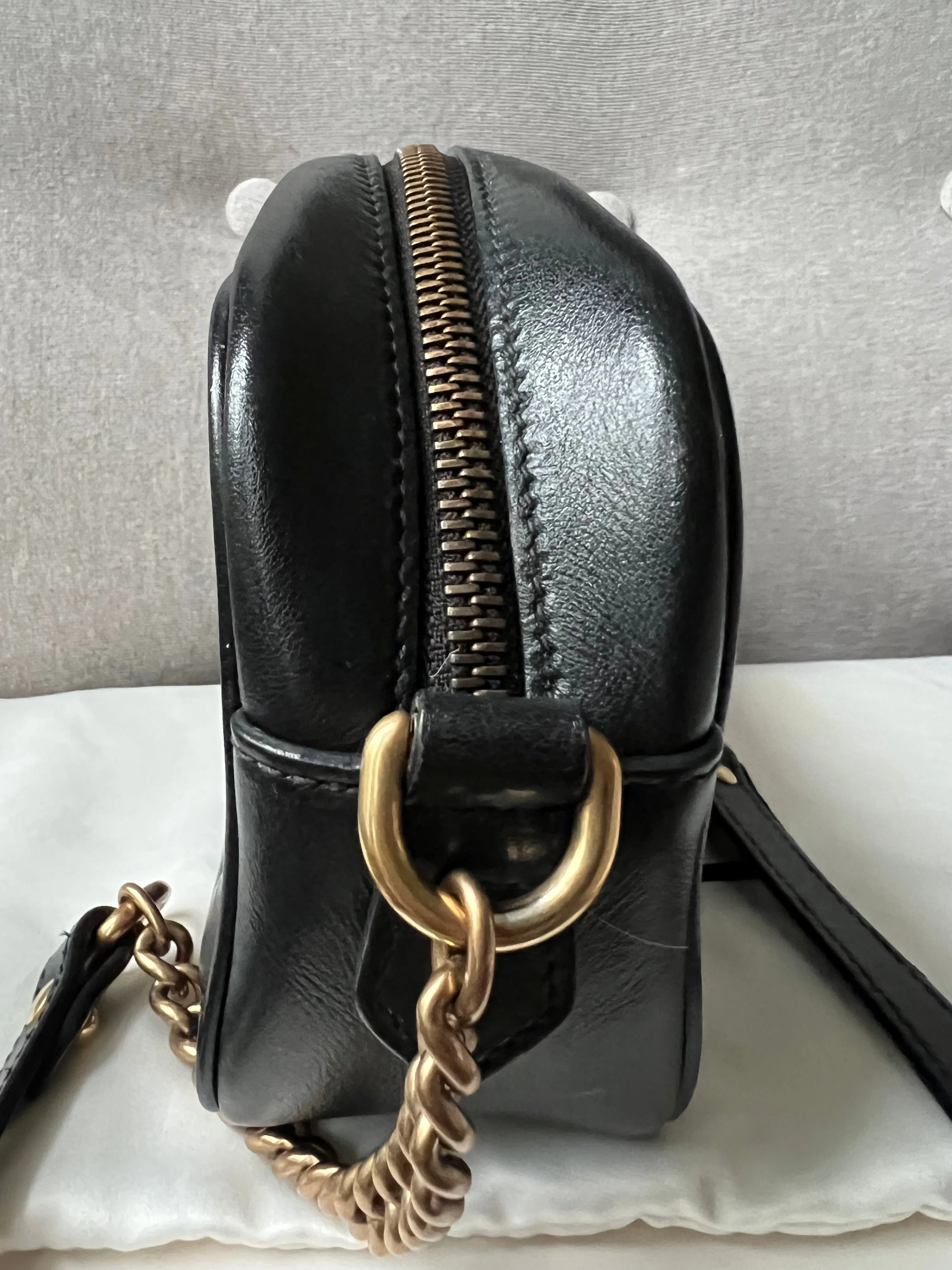 Gucci GG Black Marmont Mini Shoulder Bag (RRP 1,160)
