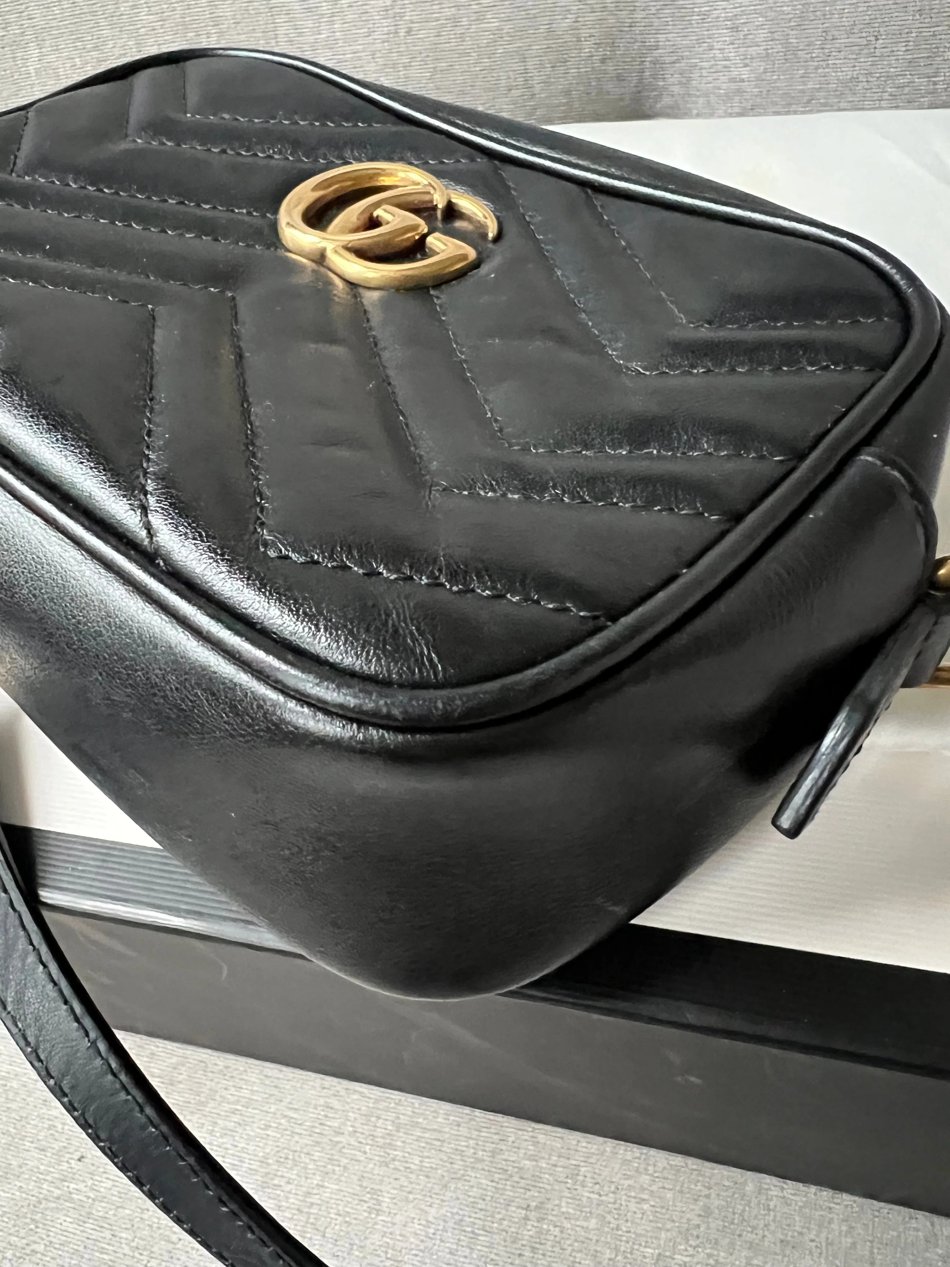 Gucci GG Black Marmont Mini Shoulder Bag (RRP 1,160)