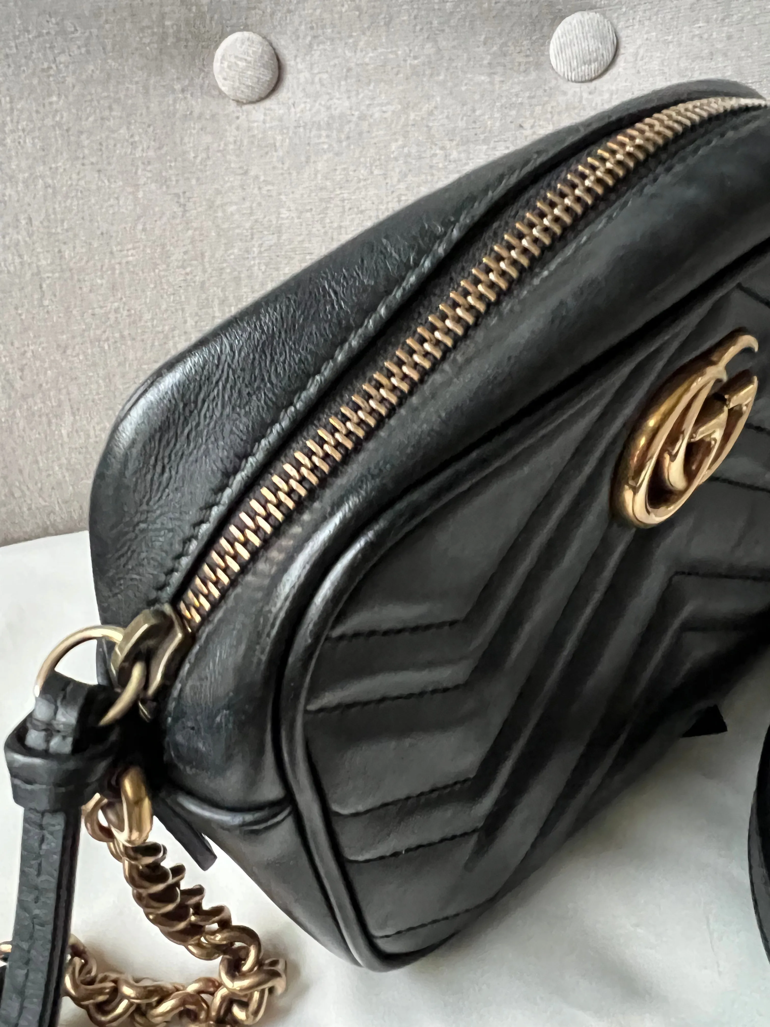 Gucci GG Black Marmont Mini Shoulder Bag (RRP 1,160)