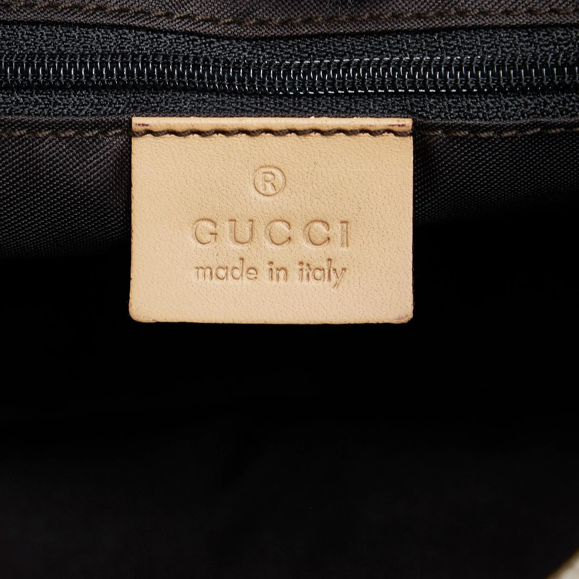 Gucci GG Canvas Shoulder Bag (SHG-jg3bUw)