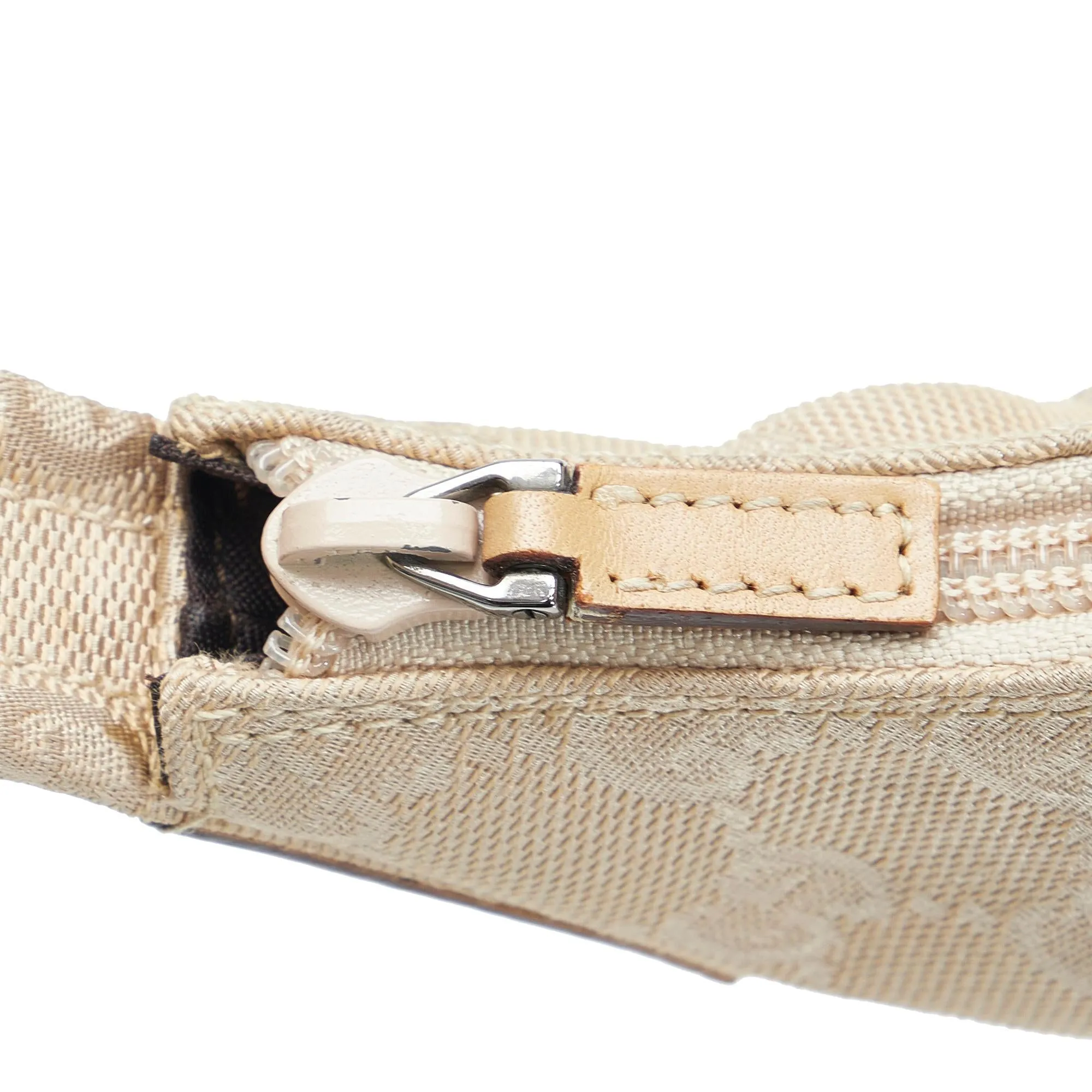 Gucci GG Canvas Shoulder Bag (SHG-jg3bUw)