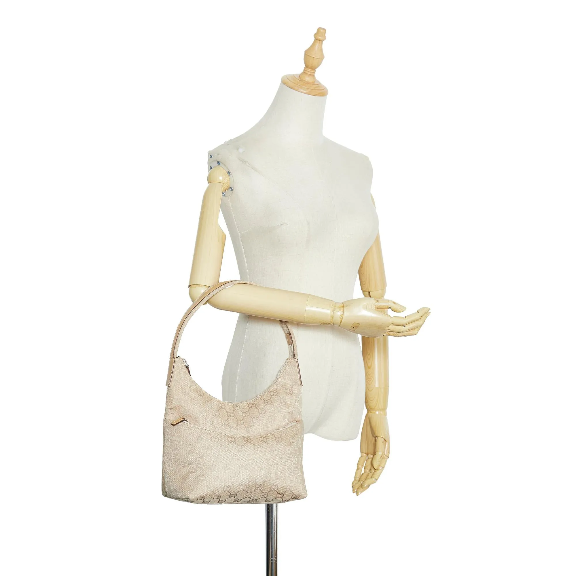 Gucci GG Canvas Shoulder Bag (SHG-jg3bUw)
