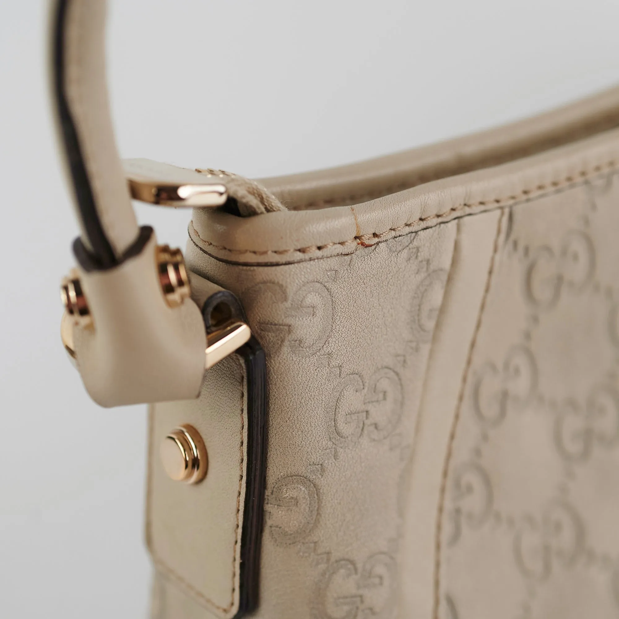 Gucci Ivory Guccissima D Ring Shoulder Bag