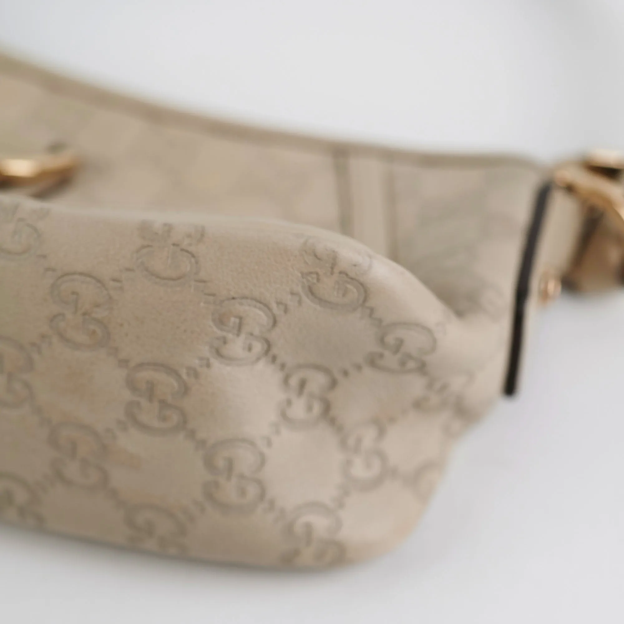 Gucci Ivory Guccissima D Ring Shoulder Bag