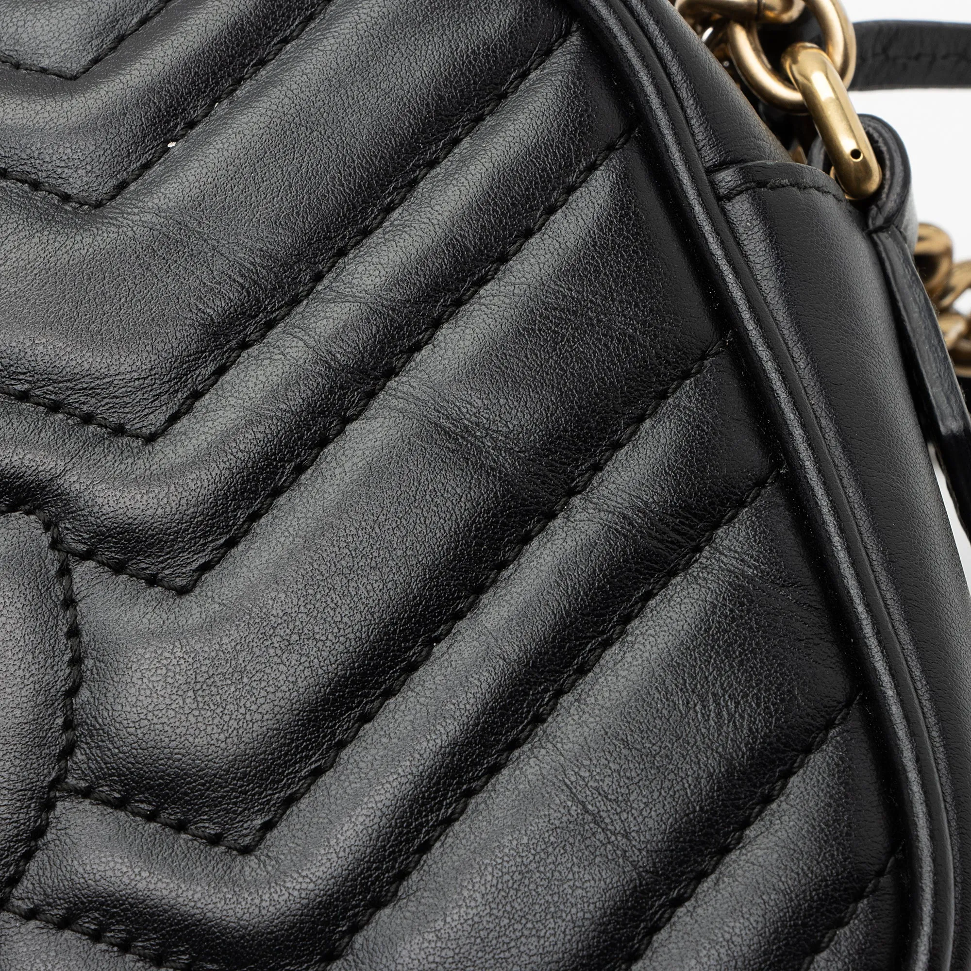 Gucci Matelasse Leather GG Marmont Small Shoulder Bag (SHF-Abtg9L)