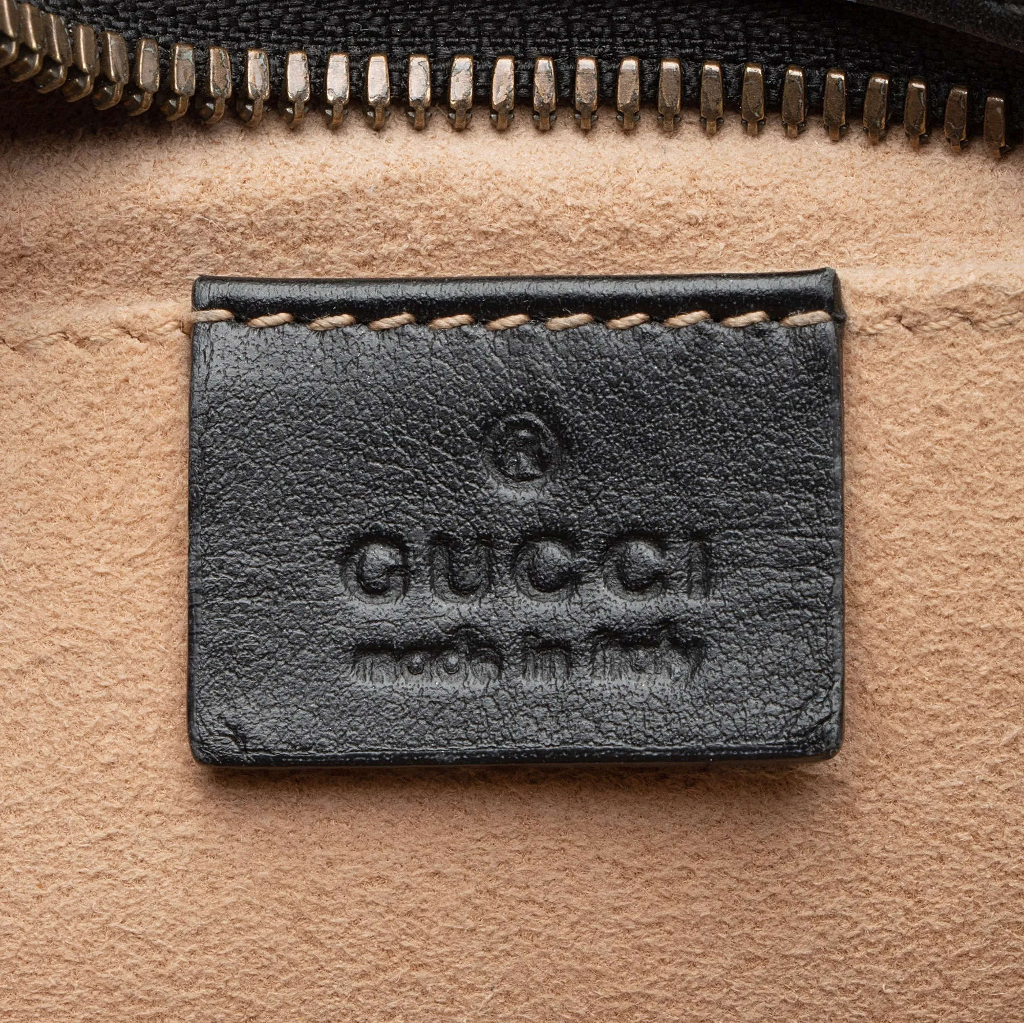 Gucci Matelasse Leather GG Marmont Small Shoulder Bag (SHF-Abtg9L)