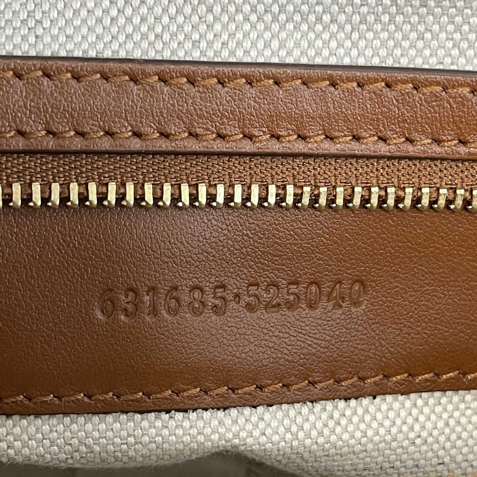 GUCCI - NEW Embossed GG Matelasse Brown Shoulder Tote
