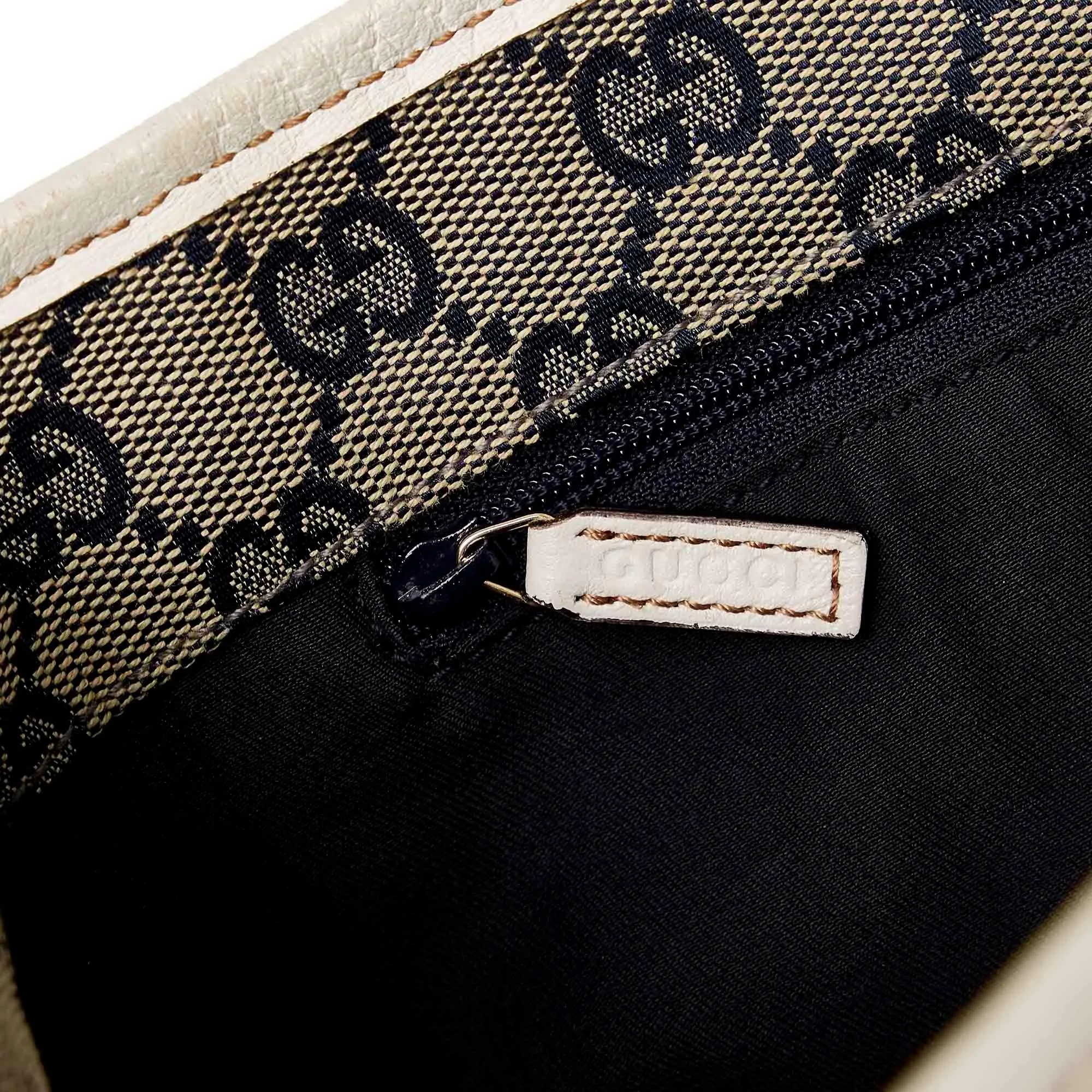 Gucci Pelham Leather Shoulder Bag