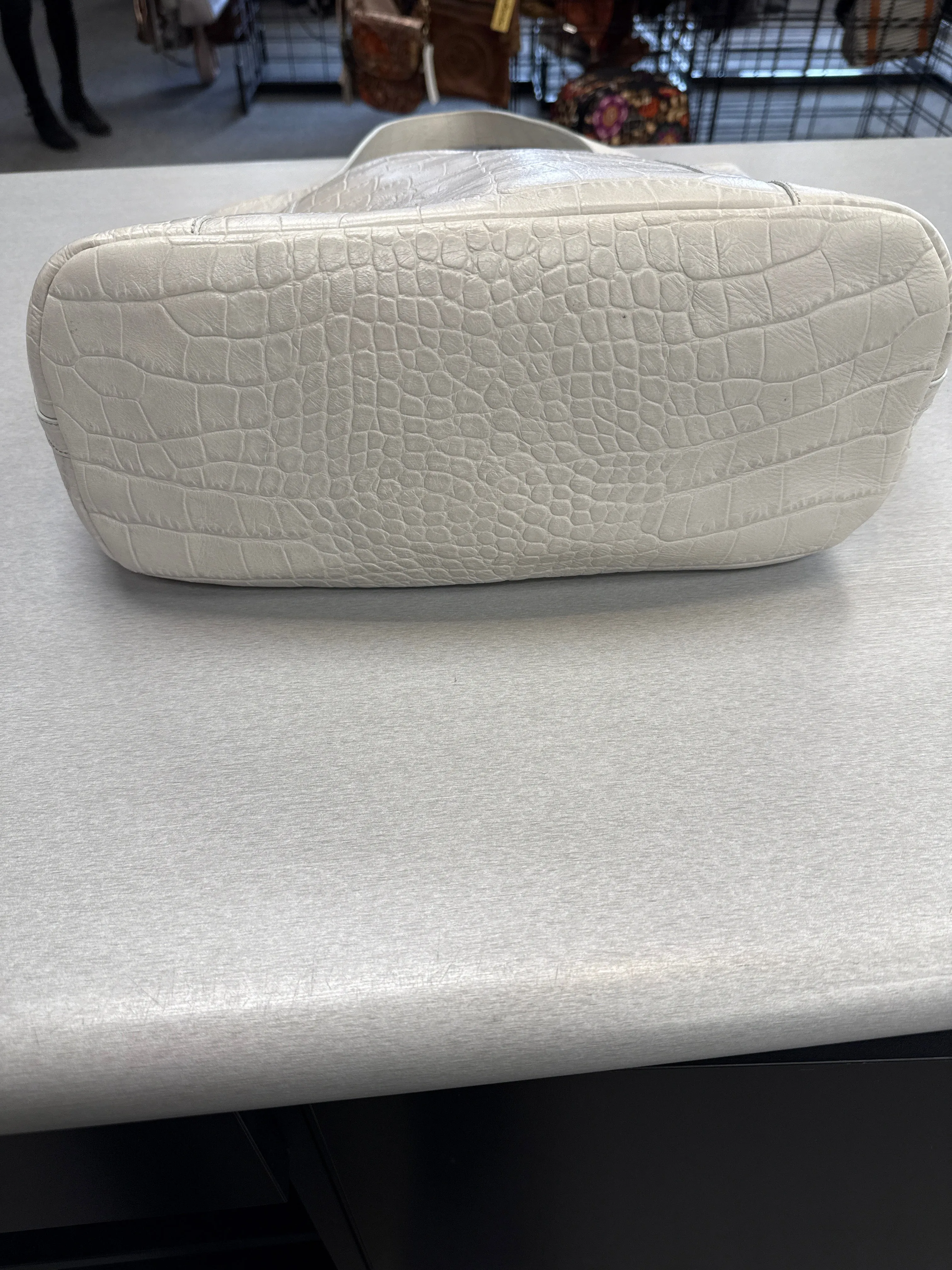 Handbag Designer By Brahmin Size: Large