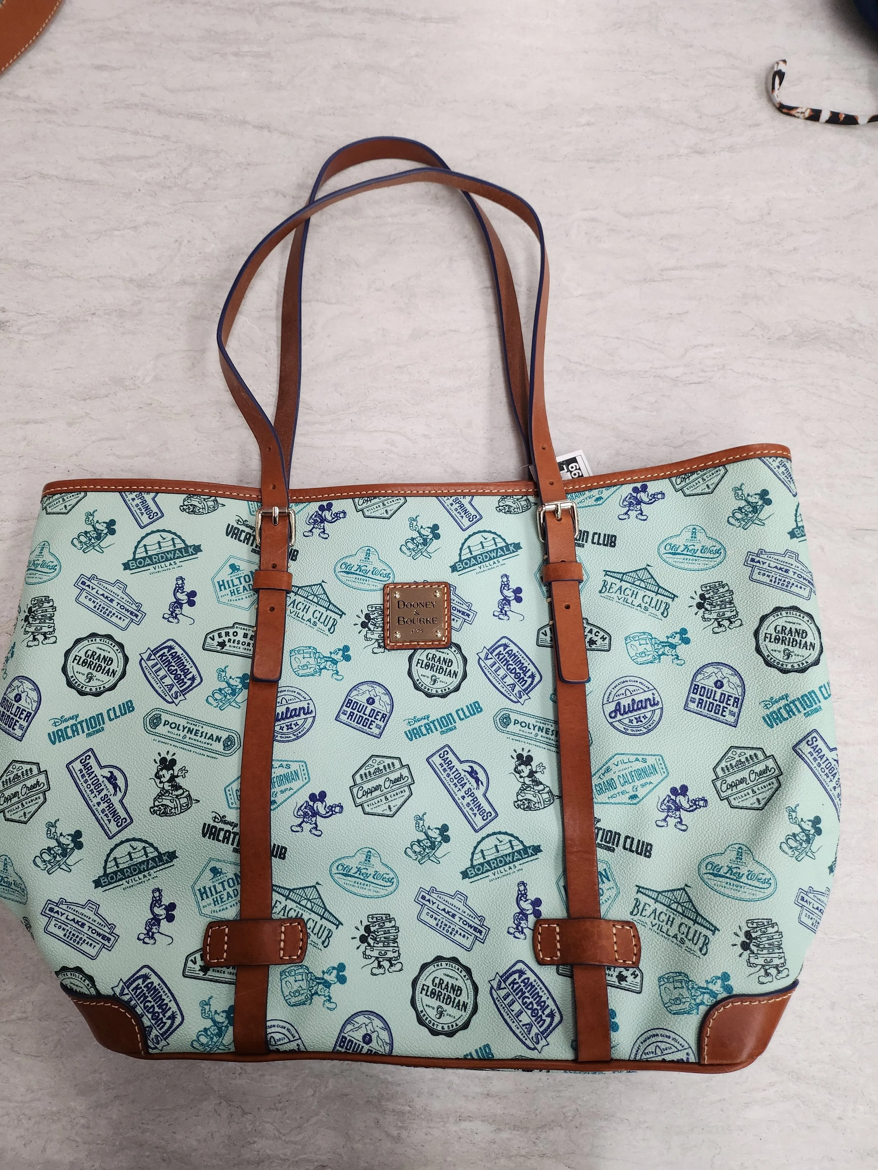 Handbag Designer By Dooney And Bourke  Size: Large