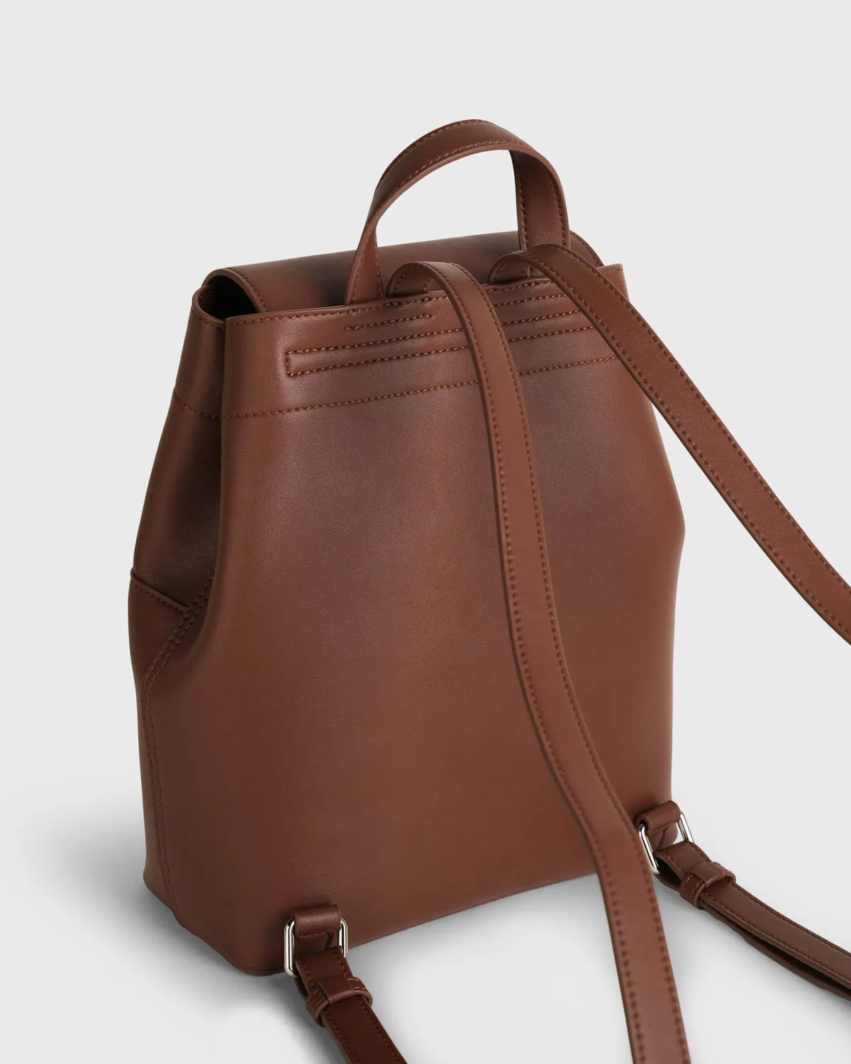 Hera Backpack (Chocolate)