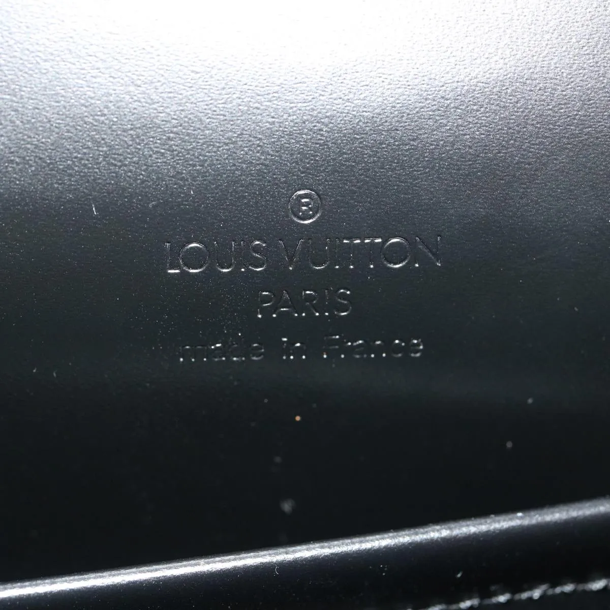 Louis Vuitton COUVERTURE AGENDA FONCTIONNEL PM Shoulder Bag