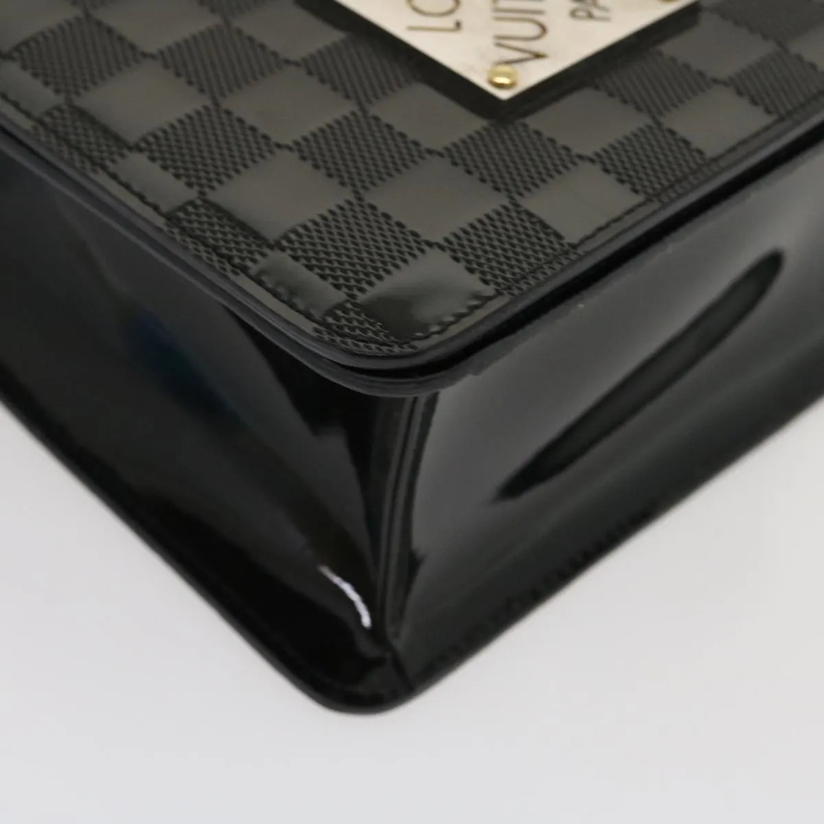 Louis Vuitton COUVERTURE AGENDA FONCTIONNEL PM Shoulder Bag