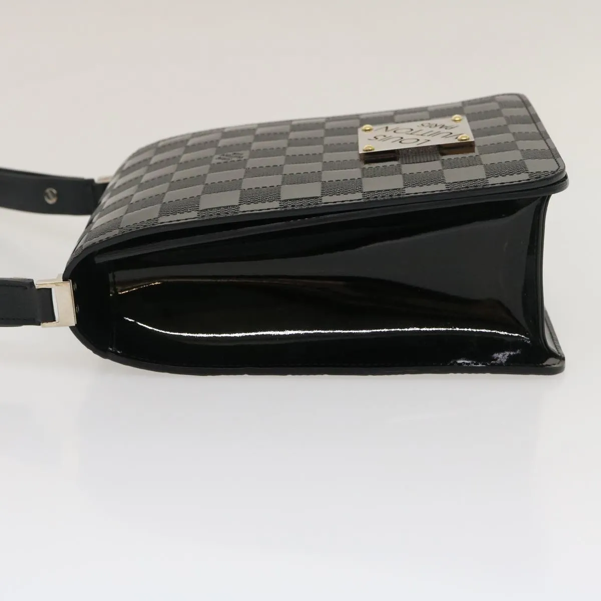 Louis Vuitton COUVERTURE AGENDA FONCTIONNEL PM Shoulder Bag