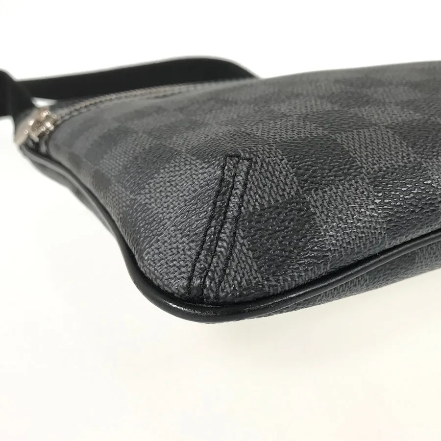 LOUIS VUITTON Damier Graphite Tomas N58028 Shoulder bag