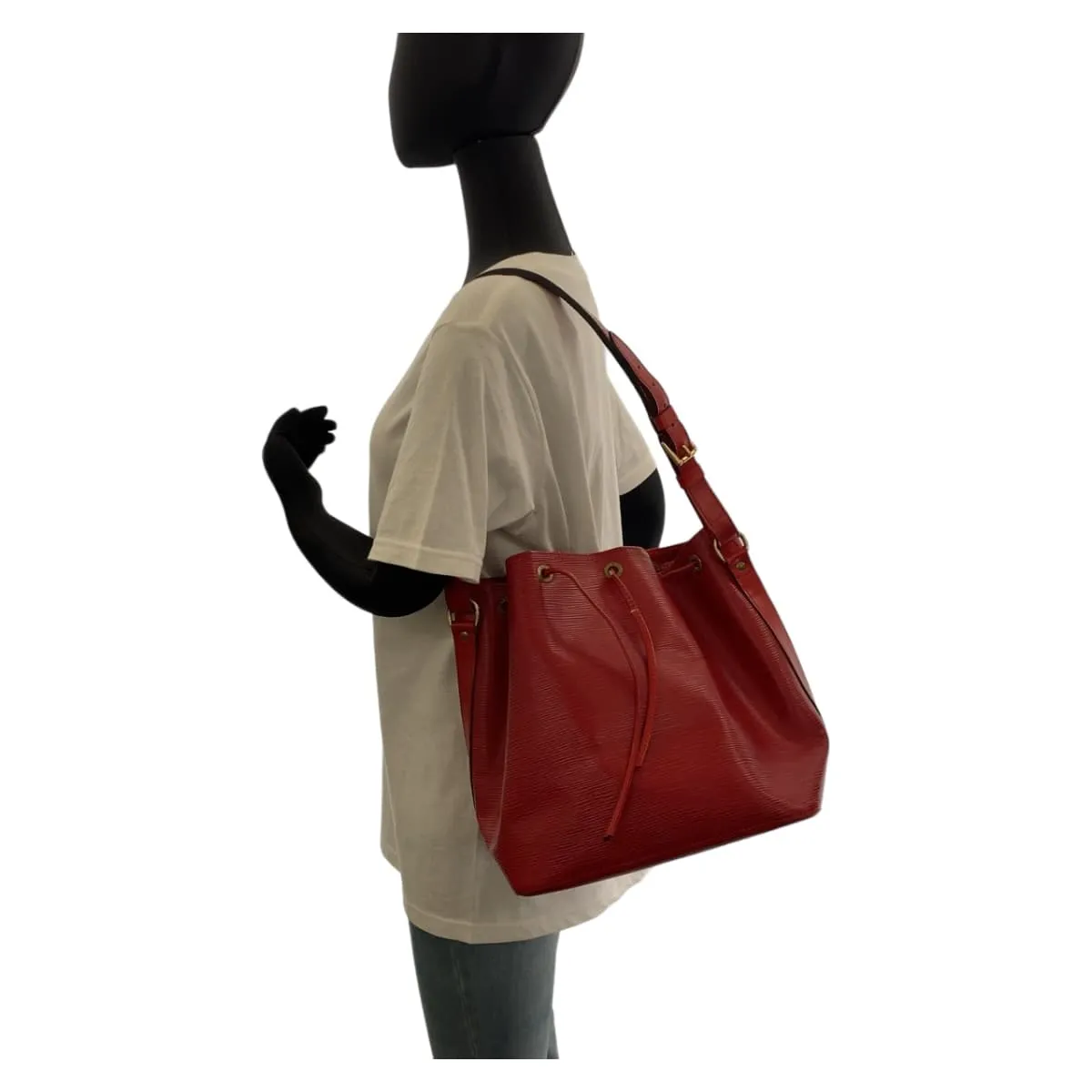 LOUIS VUITTON Shoulder Bag M44107 Epi Leather Red Gold Metal Epi Petit Noe