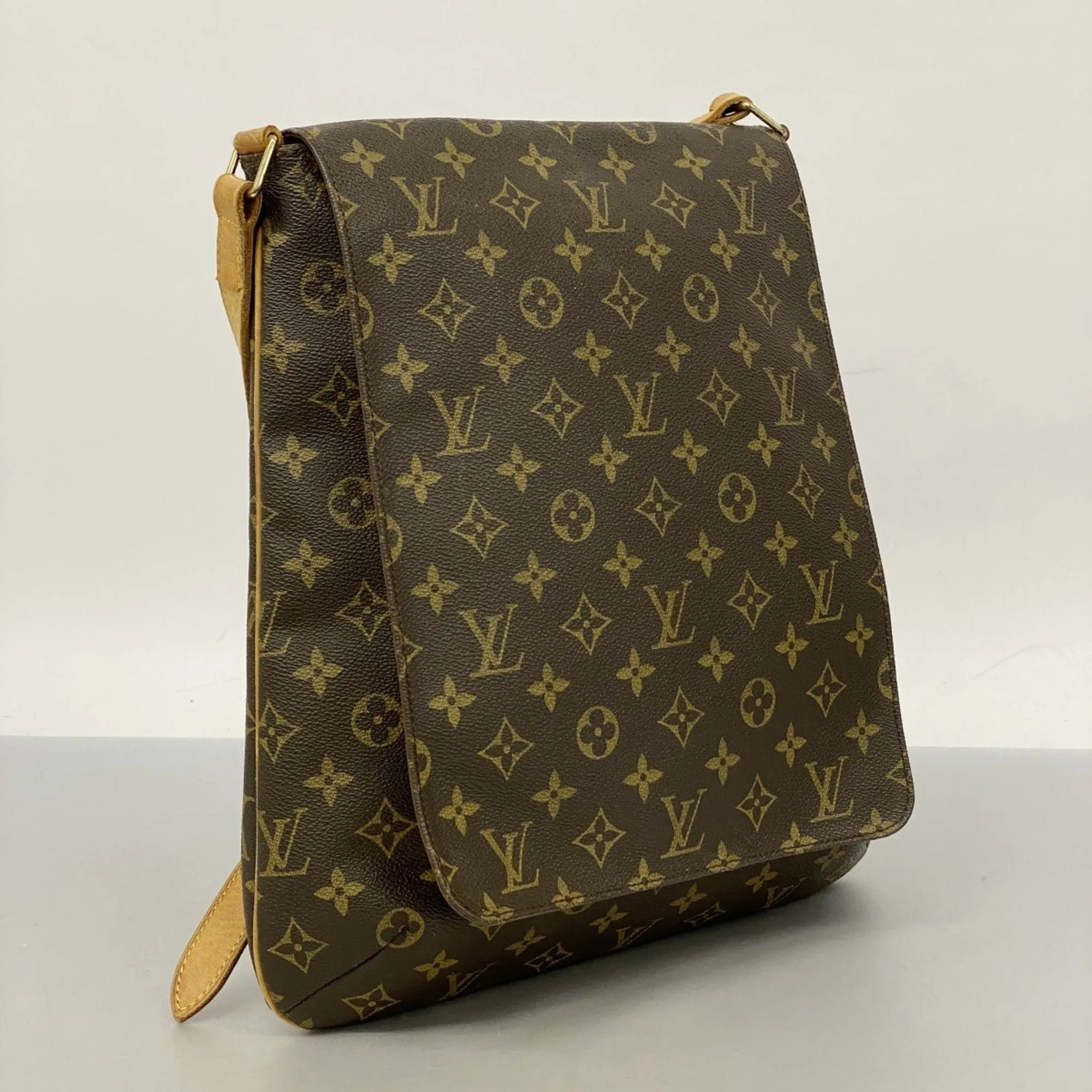 Louis Vuitton  Shoulder Bag