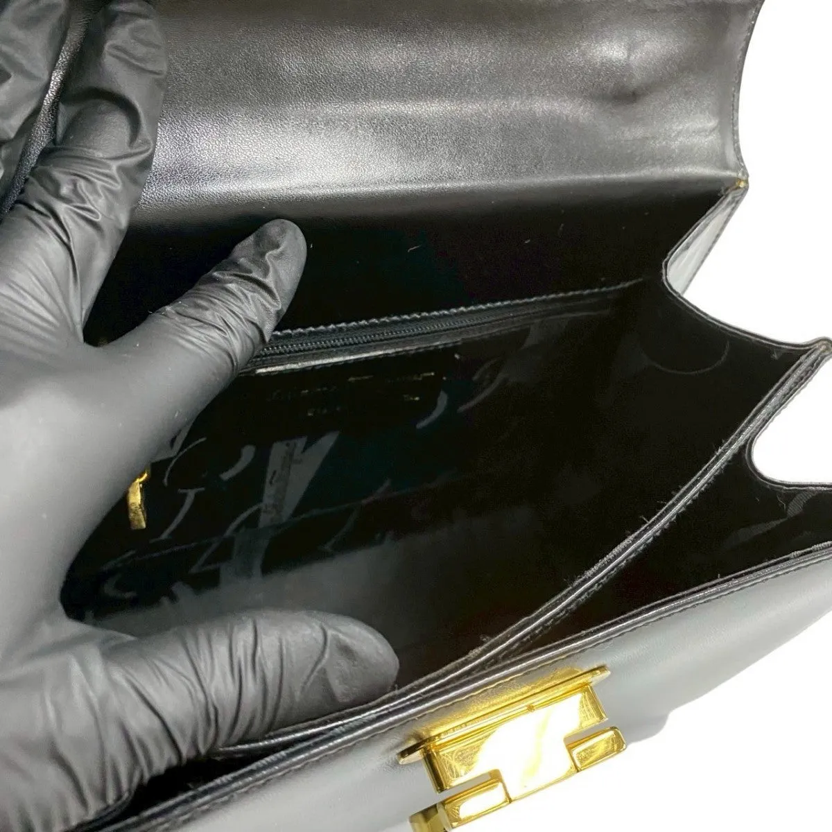 Salvatore Ferragamo Shoulder Bag leather black