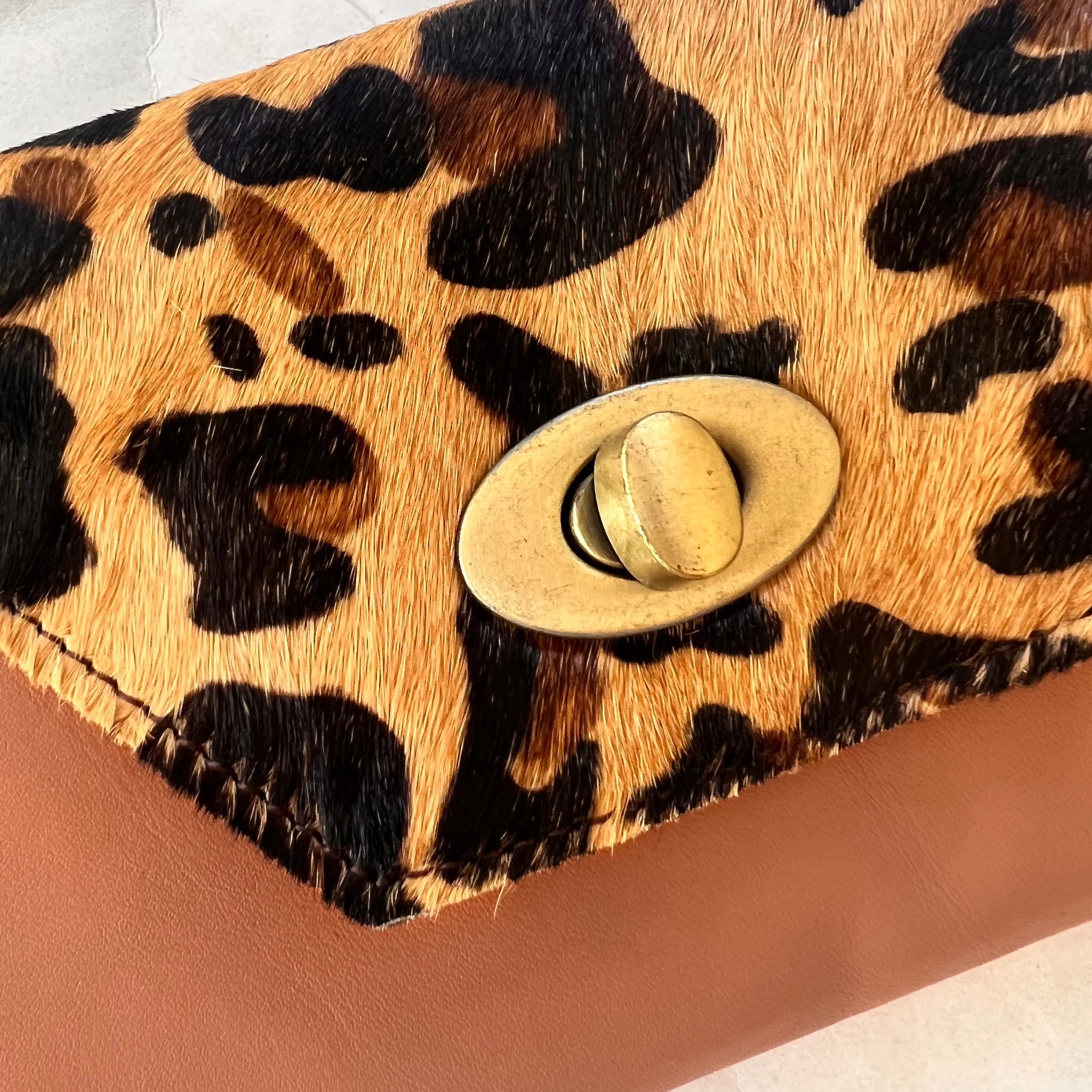 Soruka - Secret Clutch, Tan