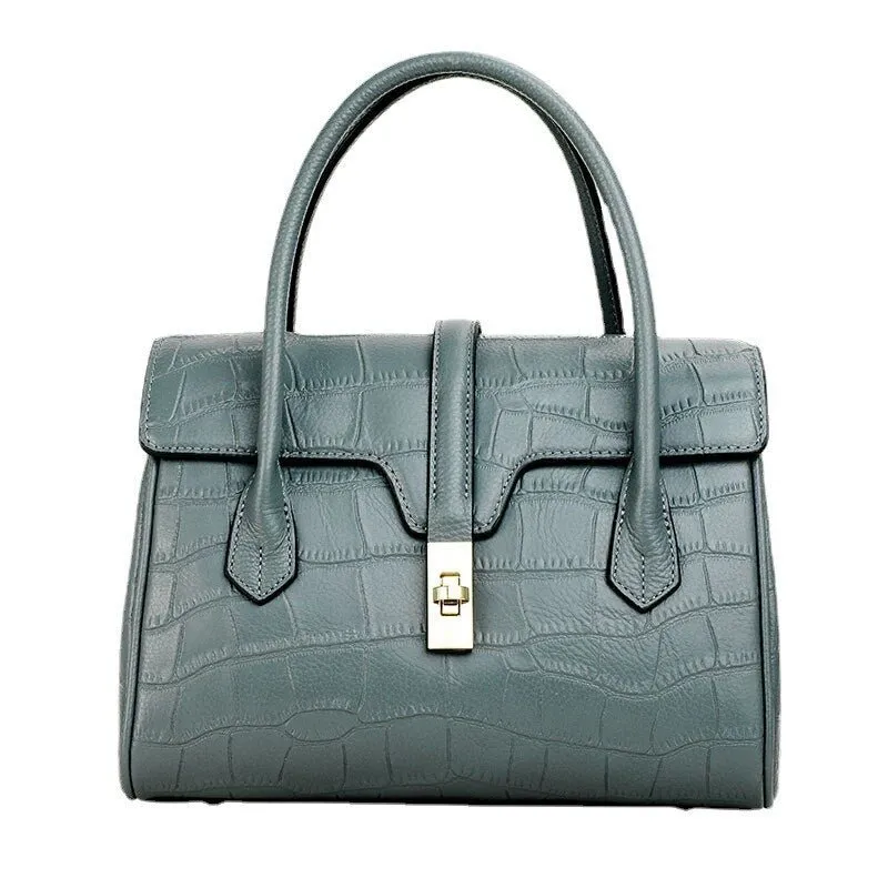 The Chic & Sleek