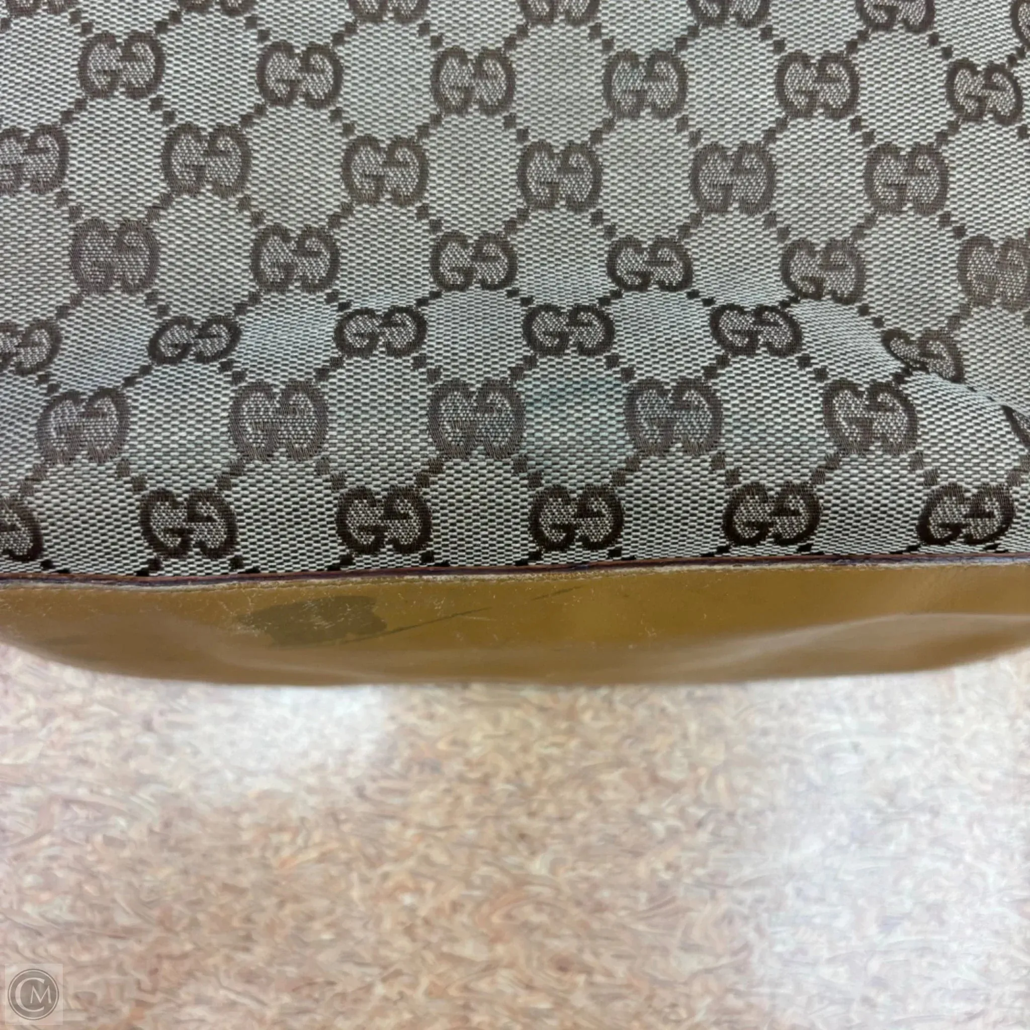 Tote Luxury Designer By Gucci, Size: Medium